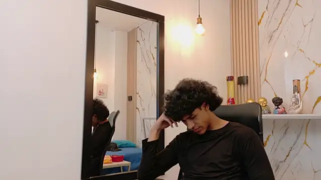 Zayn_Fox32 live webcam show