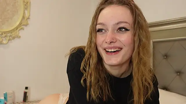 LeilaBie live webcam show