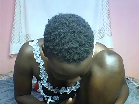curvylilah live webcam show