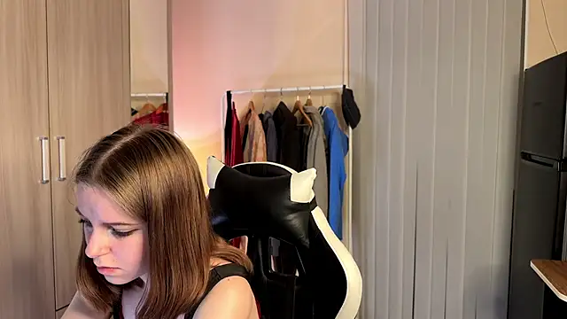 honeylaze live webcam show