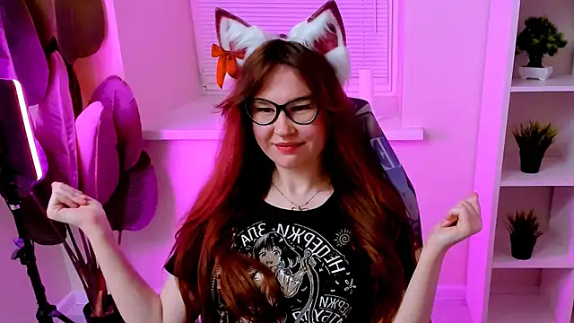 CarolGiggly webcam