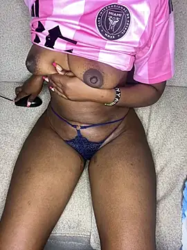 Lilshawrie22