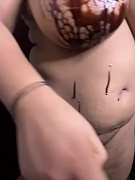 darlingruby (F young) - boobs show :movingboobs: