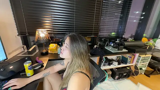kaylawang live sex cam