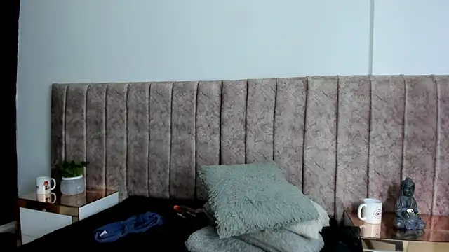 Dahlia_rossee webcam
