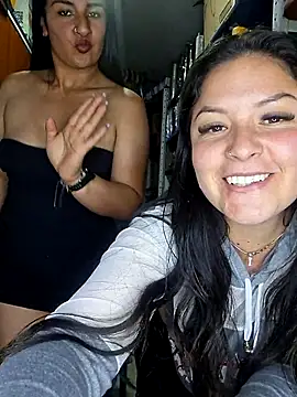Isa_bella95 live sex cam