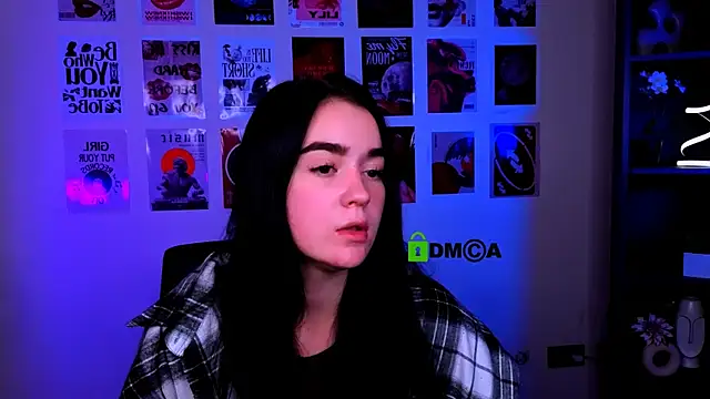 monica_xcx webcam