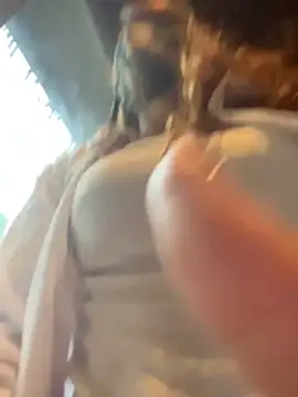 kiss_loo webcam
