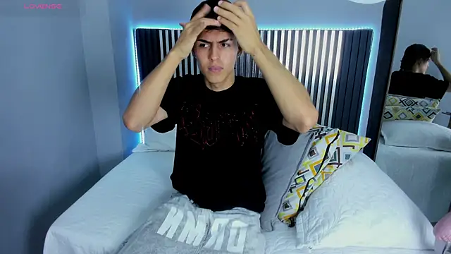 Axel_Mendozaa webcam