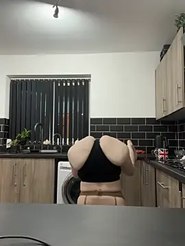 BaddieRiRi224 webcam
