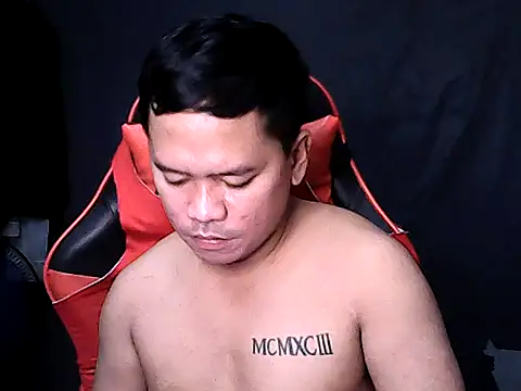 sweet_sexyasian69 (M young) - Help me to Cum in public or Private