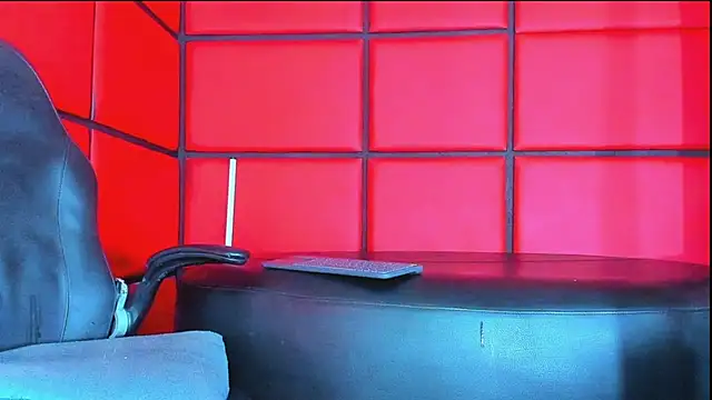 Daniel_huge22 webcam