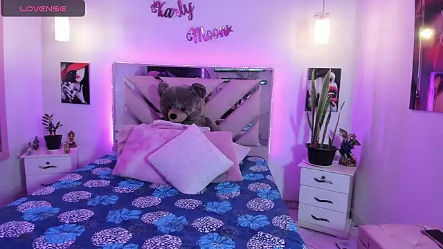 Karly_moon webcam
