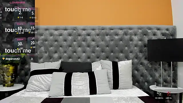 ValeSantoDomingo live webcam show