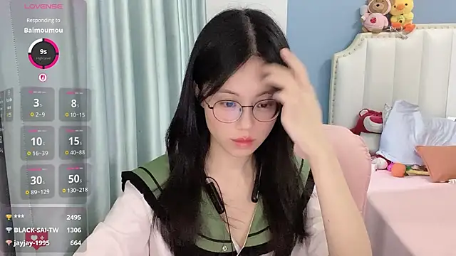 Luna-666 live webcam show