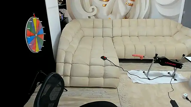 HaleySweet18 live cam on StripChat