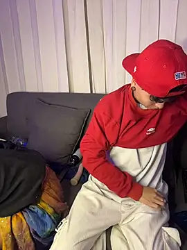 ian_mathias_'s room