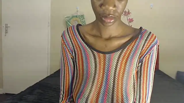 Blacktittiex02 webcam