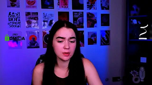 monica_xcx webcam