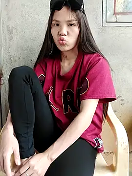 MiuMiu-Babyy webcam
