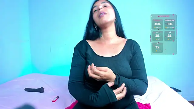 CURVY_EBONY_MILF webcam