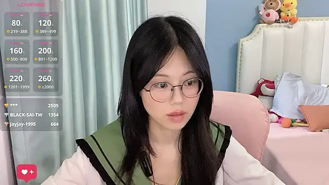 Luna-666 live sex cam