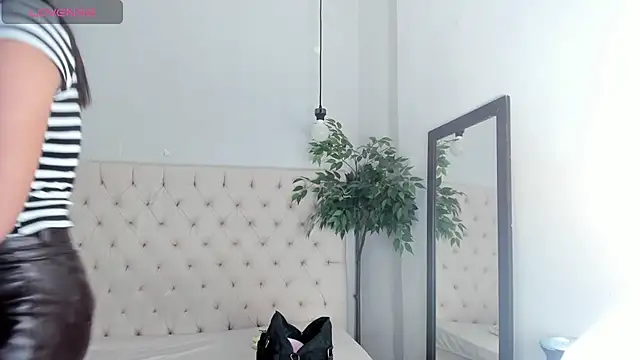 Victoria_Coleman webcam