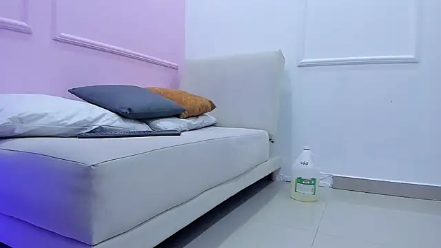 celeste_smmith_ webcam