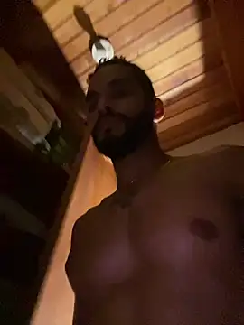 bigblack0111 live cam on StripChat