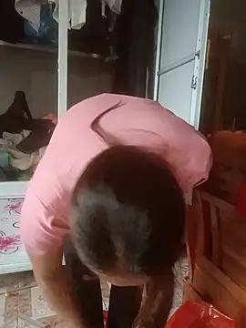 Diana_hi webcam