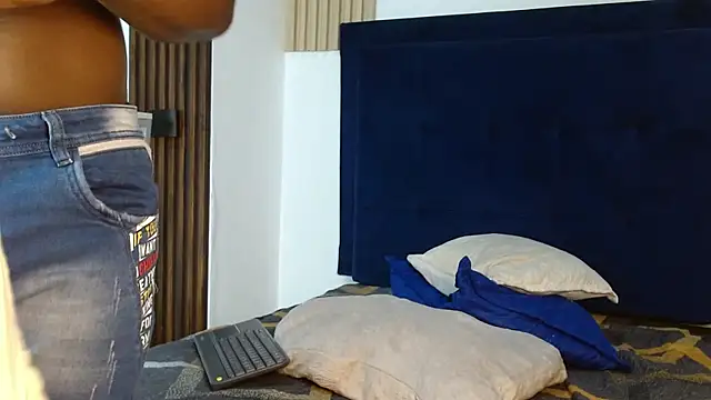 alexis_fernandez webcam