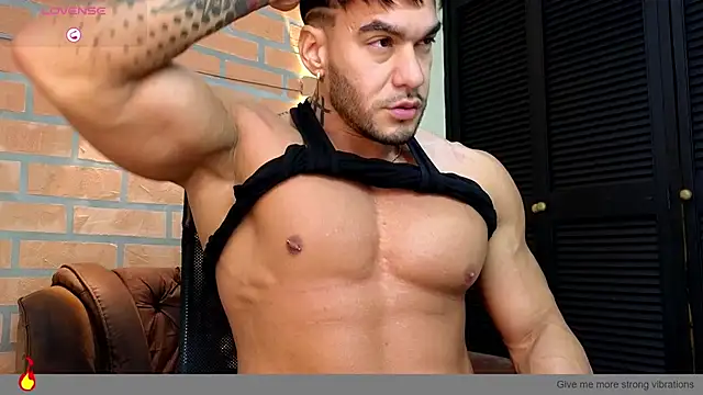 zac_levis_ live cam on StripChat