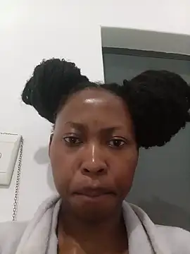 Sweethoneypot25 webcam