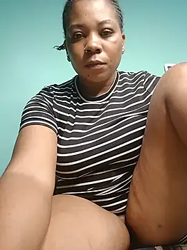 Lightskinbae webcam