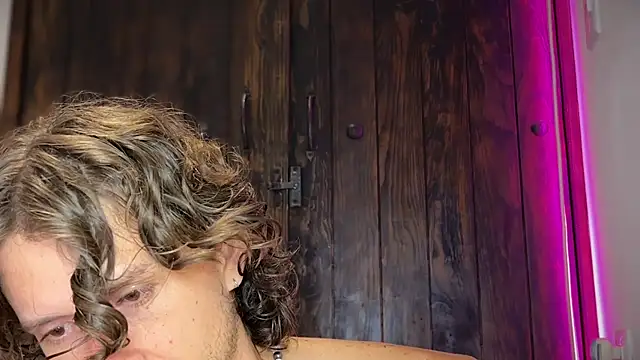 mcklister_kinky_feets webcam