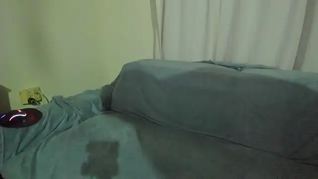harry_onli live cam on StripChat
