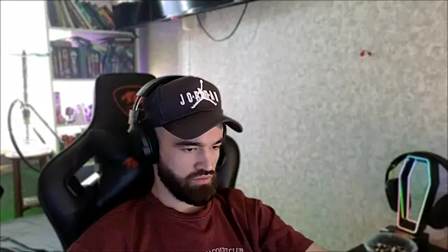 _Serious_Man webcam