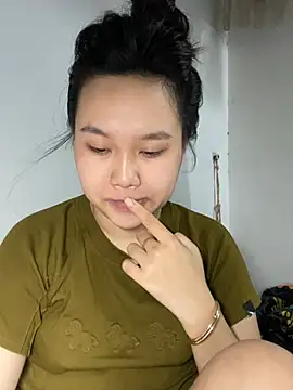 Almira6868 webcam