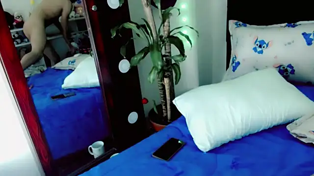 NathalialLooes webcam