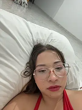 AliciaWhite_nt webcam