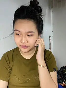 Almira6868 webcam