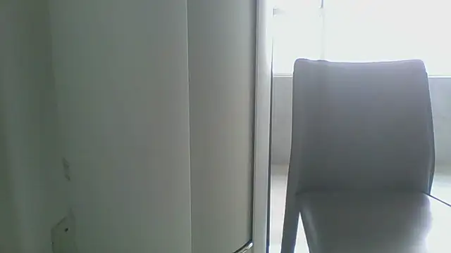 nole_china7 (Ask my age) - talk / fun / cum