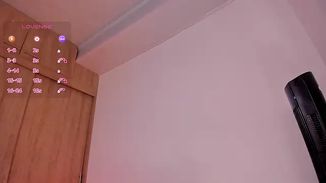 caroliinna_ live webcam show