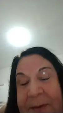 Yaya_Mineira live webcam show