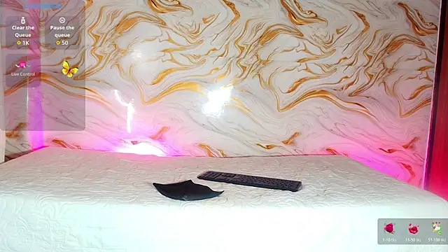 EbonyHansNight's room