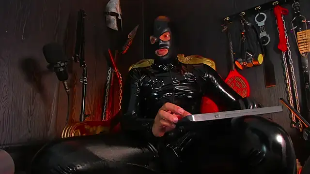 Master_Connor_BDSM live cam on StripChat