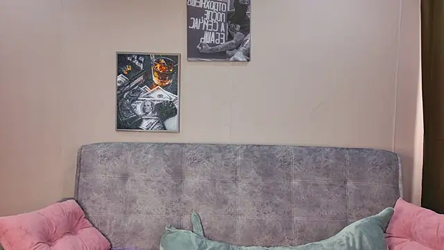 Curvy_Dynamite_ webcam