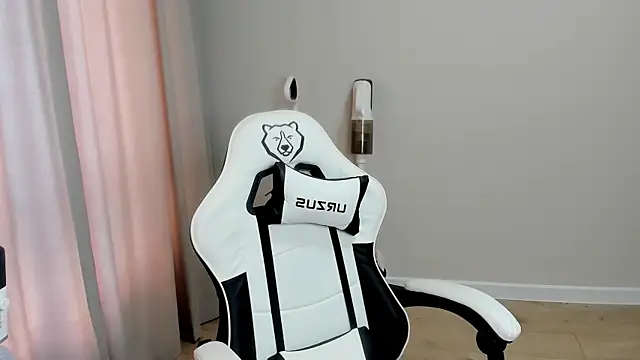 MrSexyCum4U webcam
