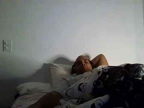 Carlos02145 webcam