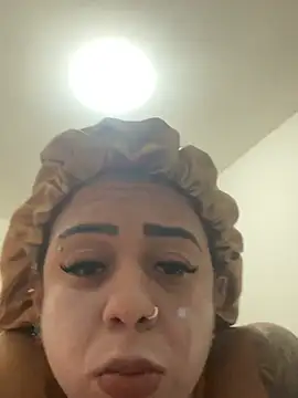 Cachinhossfd live webcam show